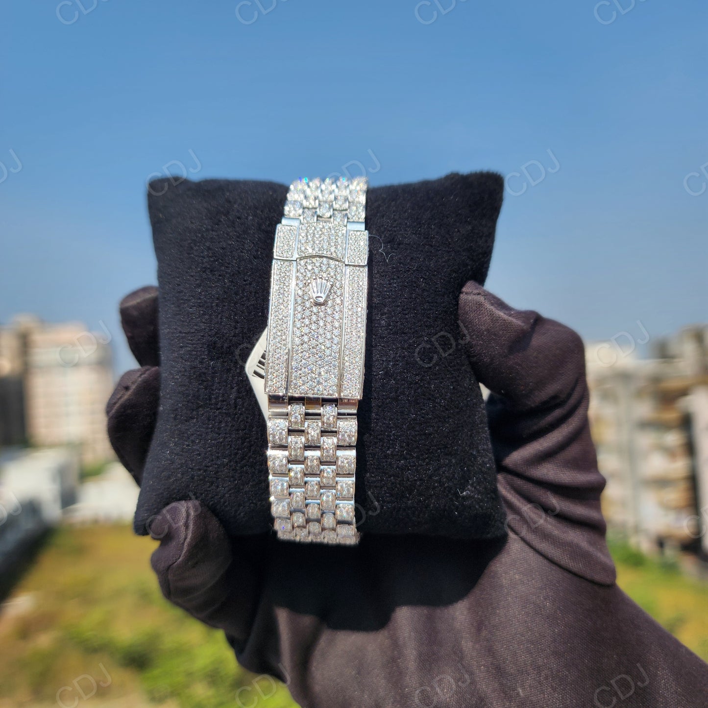 RJ7